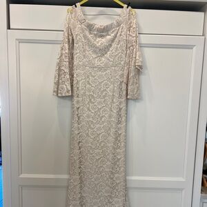 Elegant Cream Lace Dress